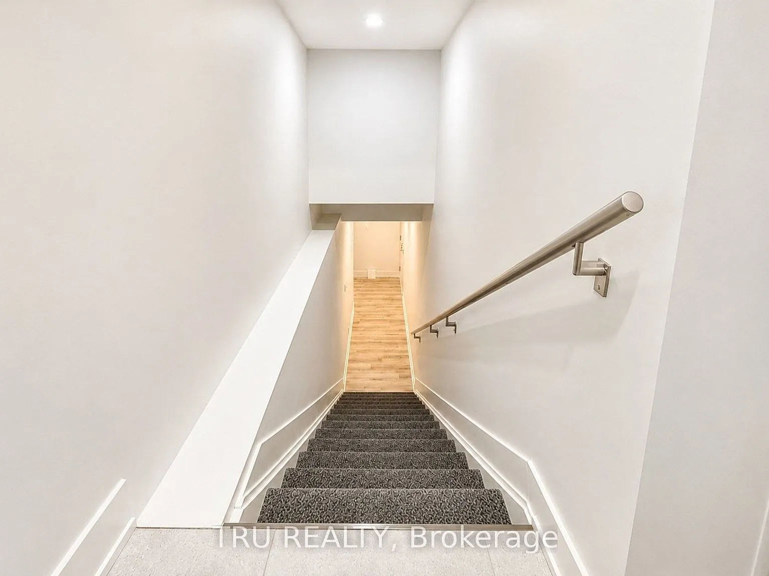 1 bed, $1,950 — Photo 3
