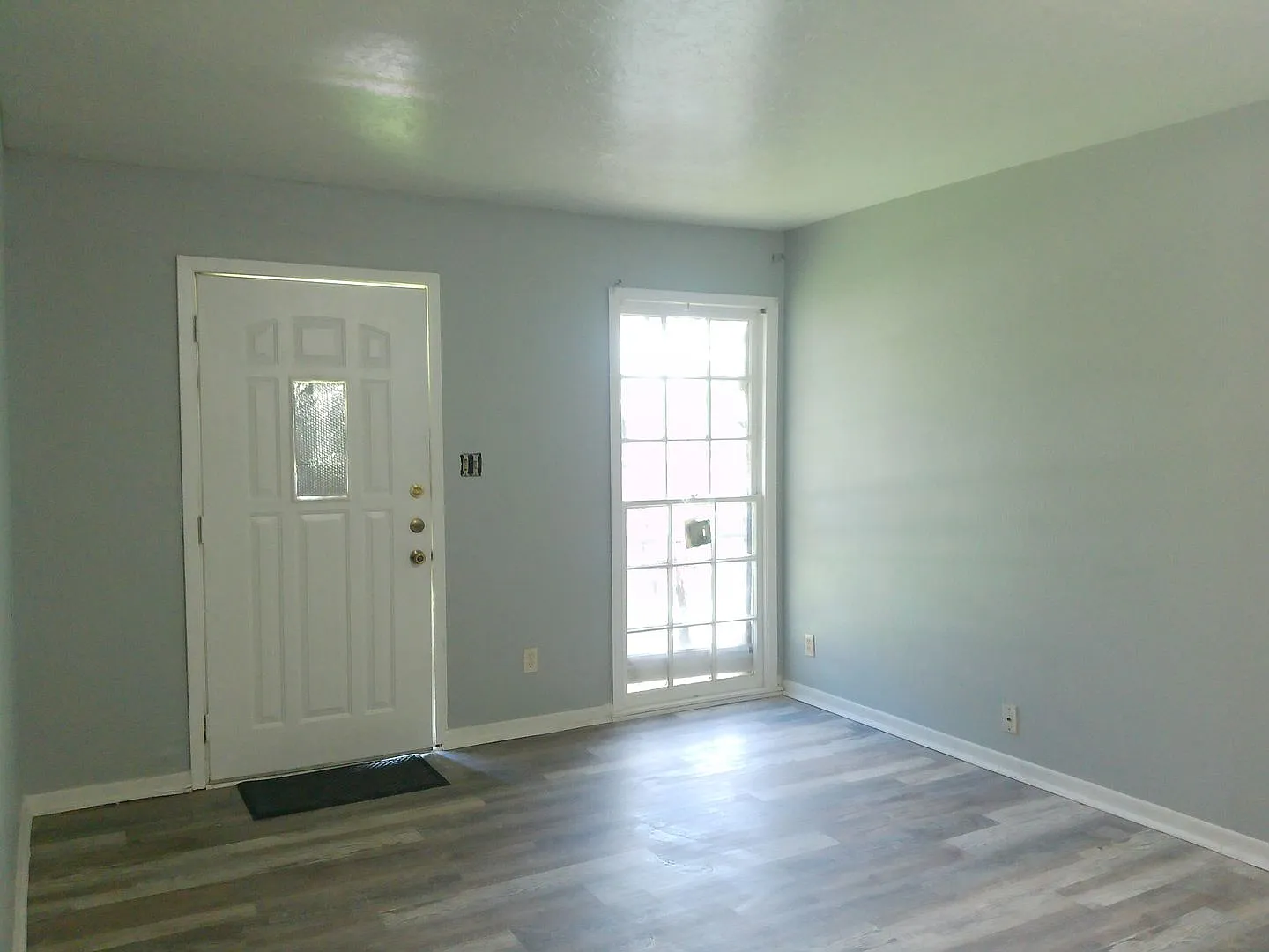 1722 Tarlton - 2/Bed 1/Bath - $1150/month — Photo 2
