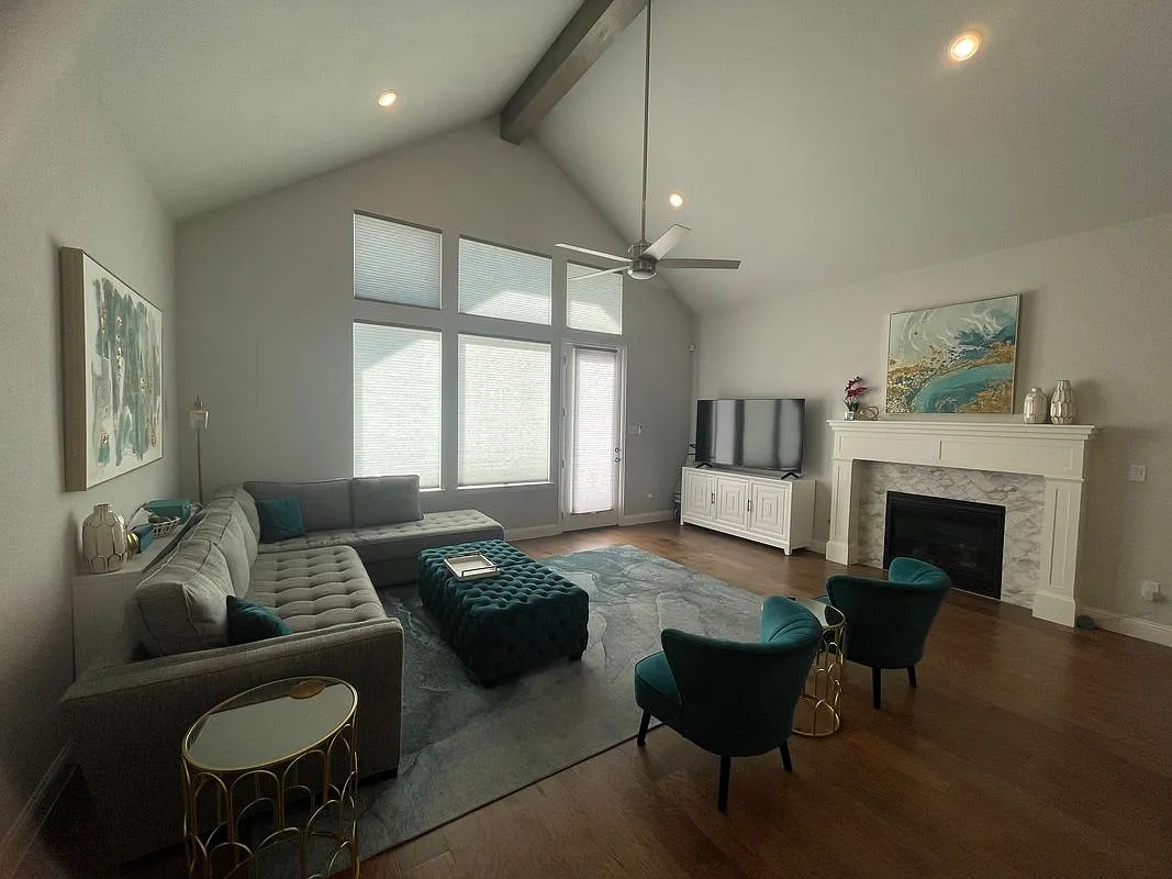 4 bed, 3.5 bath, 3106 sqft, $3,950 — Photo 2