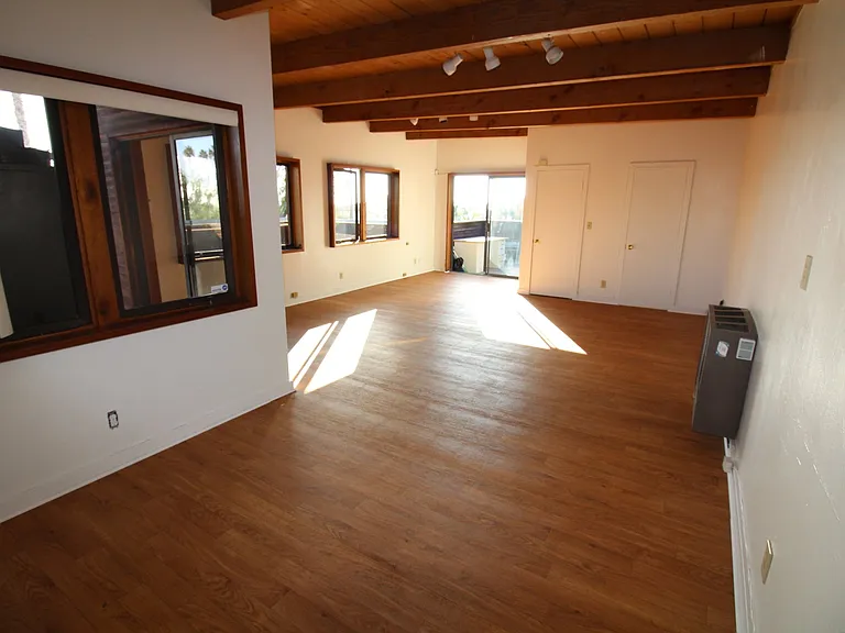 5107 Cass St #5107 — Photo 3