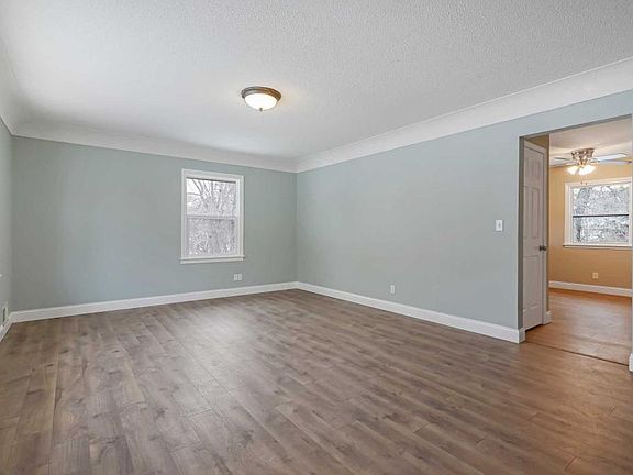 4th image of 2508 Wingfield Ave