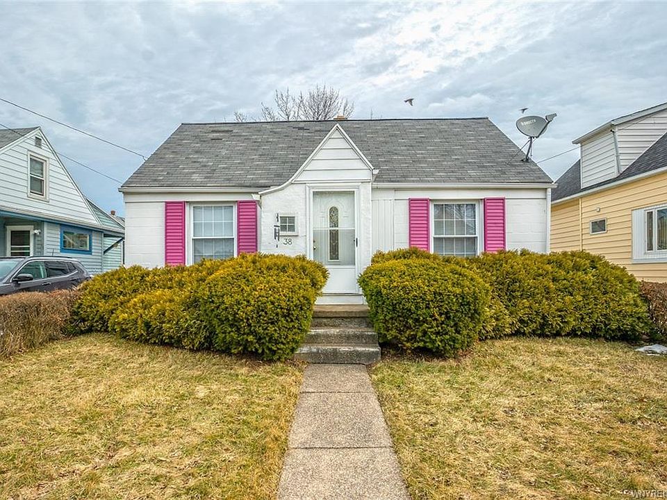 1st image of 38 Evelyn St