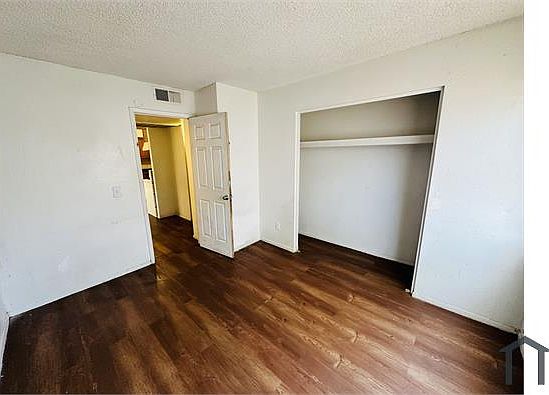 5th image of 2808 E Monte Cristo Ave APT 102