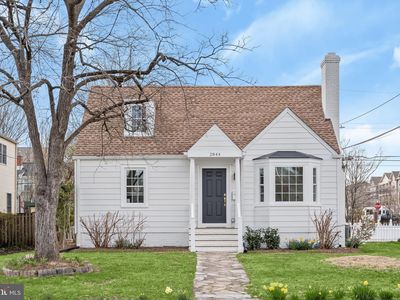 2844 Meadow Ln, Falls Church, VA, 22042