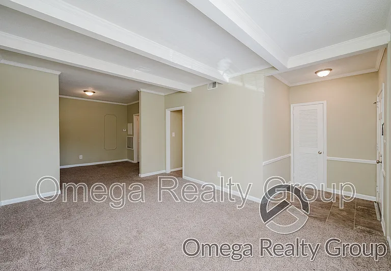 2262 Chapel Hill Rd — Photo 7