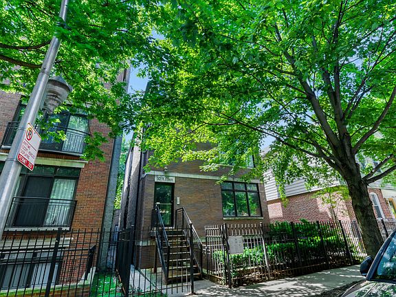 2nd image of 1429 W Fillmore St APT 3