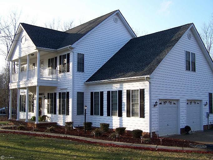 1st image of 8405 W Harrison Ct