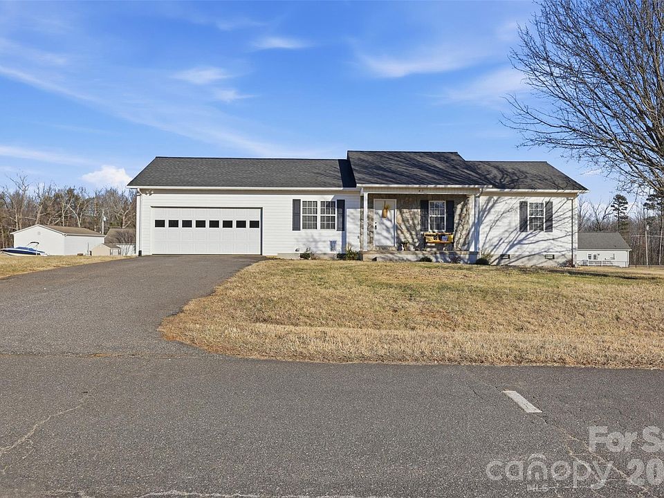 1st image of 45 Brentwood Dr