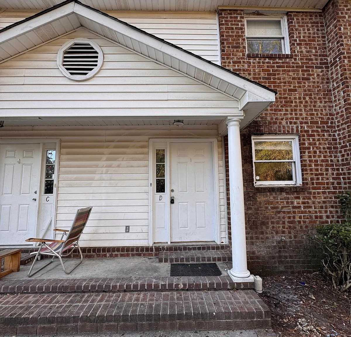 2 bed, $1,350 — Photo 1