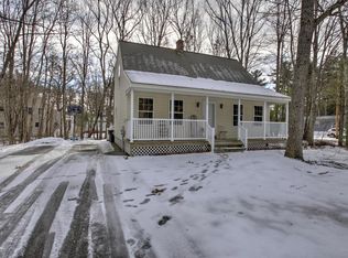 1 Garrison Oaks Dr, Kennebunk, ME 04043