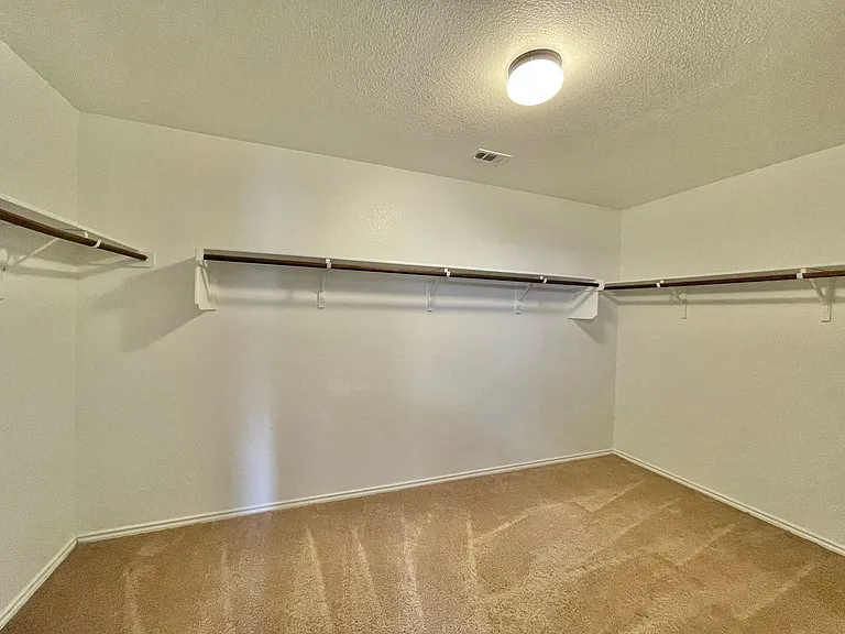 304 W Orion Dr — Photo 13