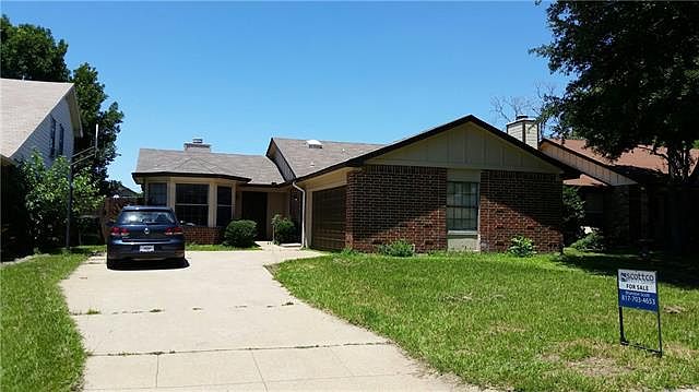 1st image of 4637 Bracken Dr