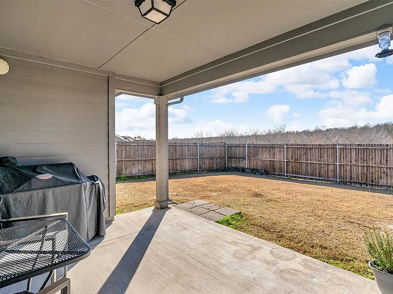 2310 Bellewood Ct — Photo 22