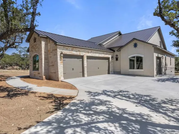 955 Maximino Ridge, Bulverde, TX 78163