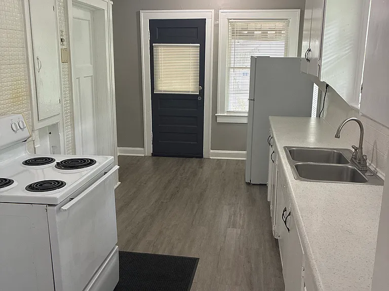 5541 Virginia Ave — Photo 4