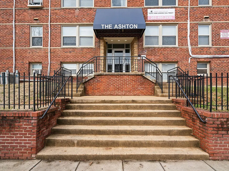 THE ASHTON