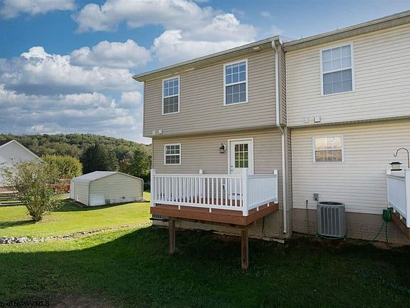 4th image of 100 Eagle Dr