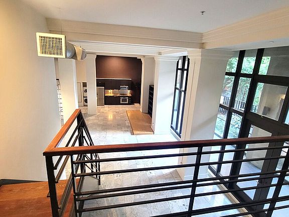 3rd image of 460 S Spring St APT 101