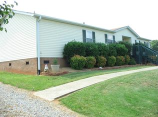 1045 Westchester Dr, Kannapolis, NC 28081