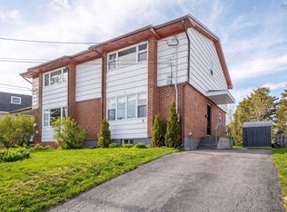 5 Apollo Ct, Halifax, NS B3M 1G9