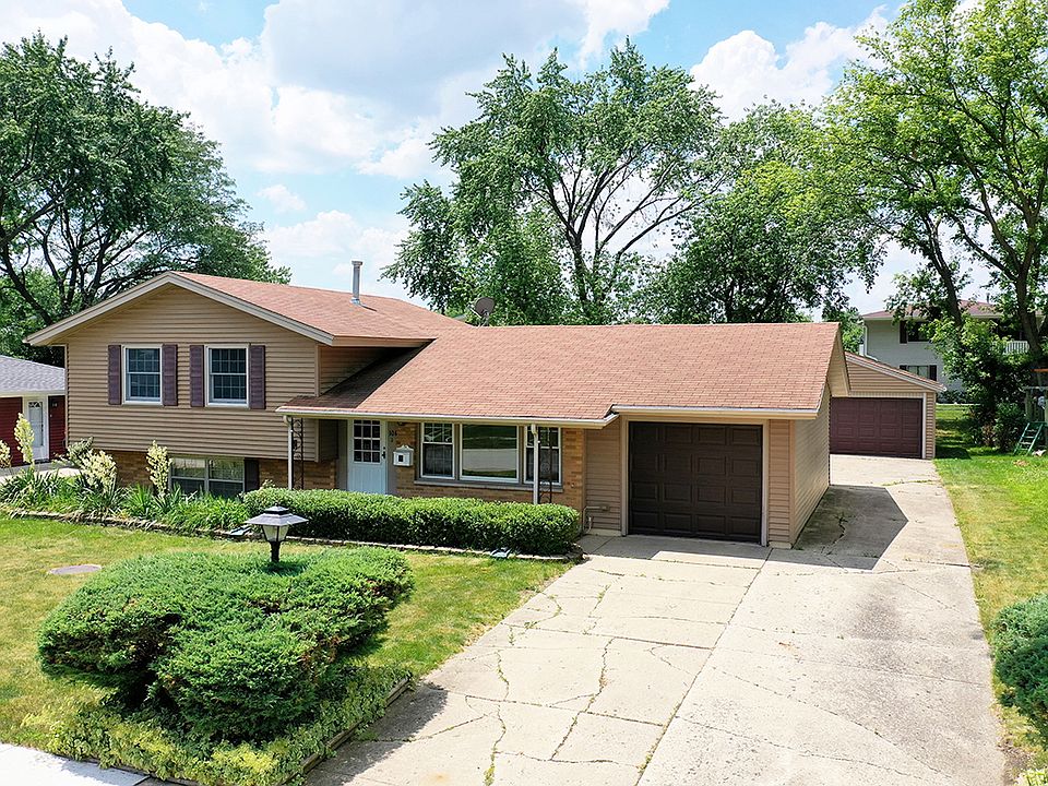 104 Standish Ln, Schaumburg, IL 60193 Zillow
