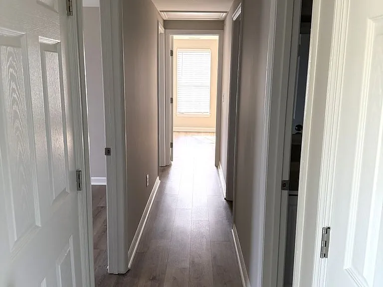 1604 Arlyn Cir #J — Photo 26
