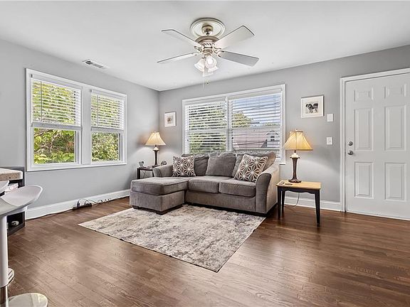 5th image of 7108 NE Kranz Rd