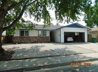 3069 Meadowlands Dr, Sparks, NV