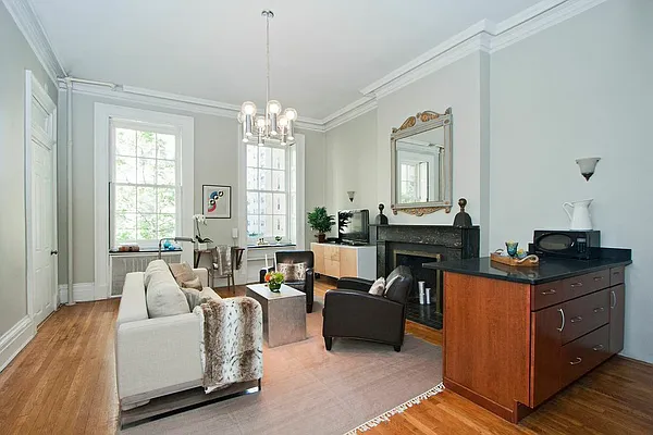 Rented by Brown Harris Stevens | media 9