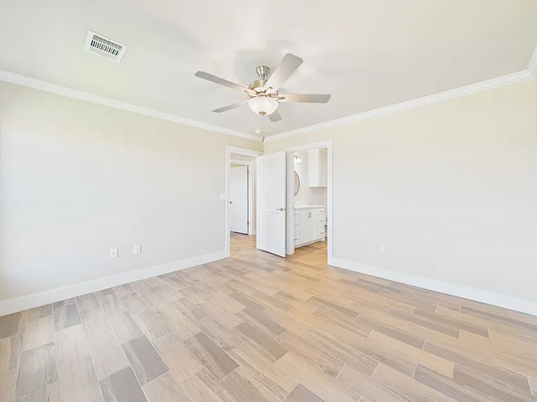9770 Elite St — Photo 38
