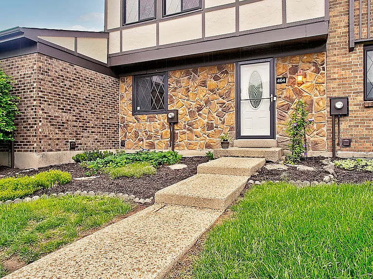 464 Vancover Ct — Photo 21