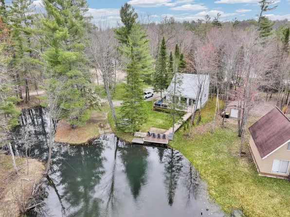 2276 Birchcrest Dr NE, Kalkaska, MI 49646