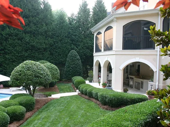 10327 Oak Pond Cres, Charlotte, NC 28277