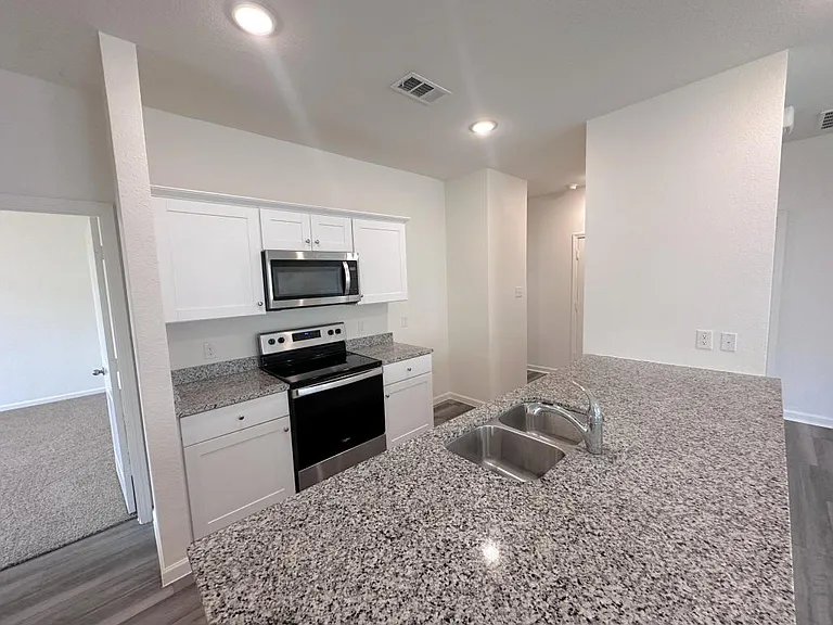 1640 Hossler Trl — Photo 21