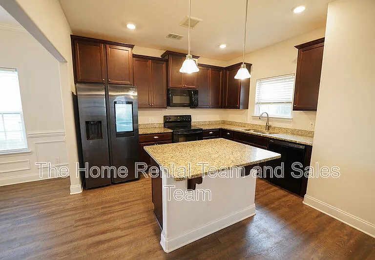363 Coconut Dr — Photo 10