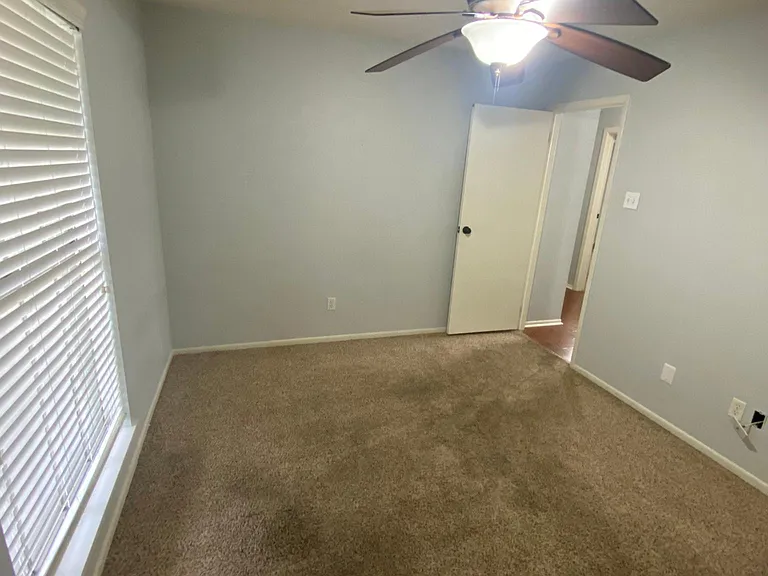 124 Castle Row — Photo 19