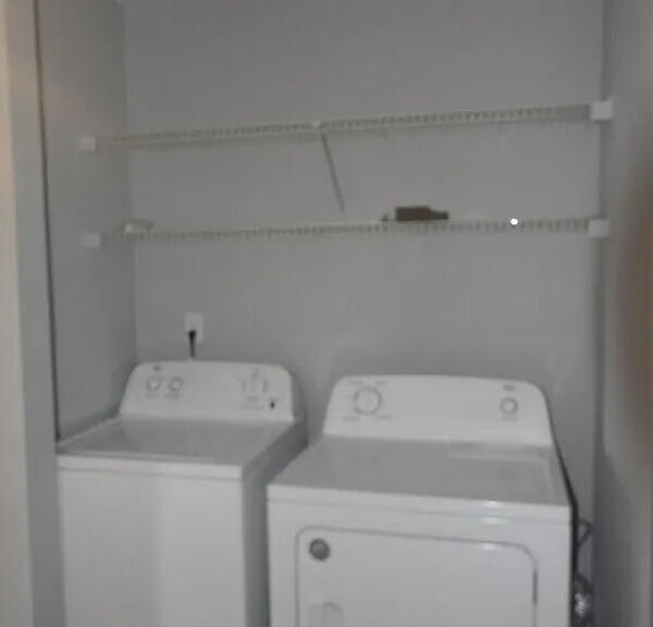 1317 Dance St — Photo 20