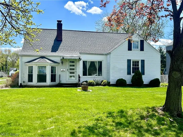 400 37th St NW, Canton, OH 44709