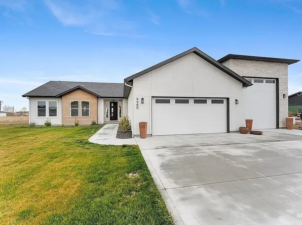 4460 NW Purple Sage Cir, Mountain Home, ID 83647