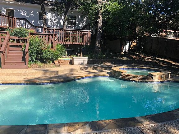 2nd image of 2613 Chinquapin Oak Ln