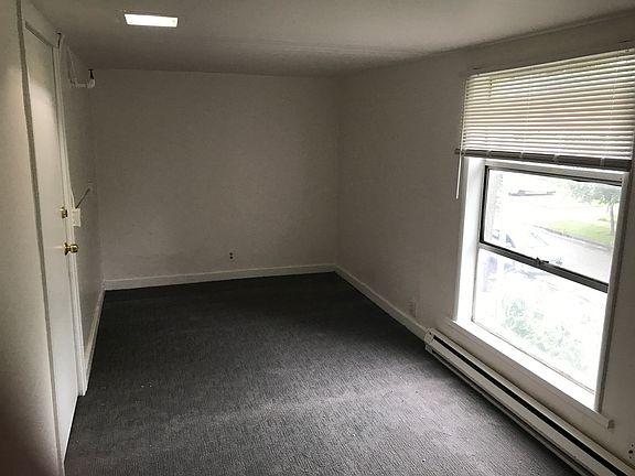 4th image of 8116 8th Ave S #13