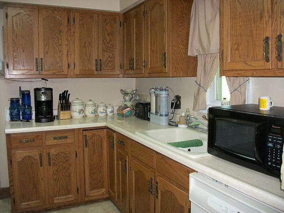 5th image of 1418 Lincoln Ave