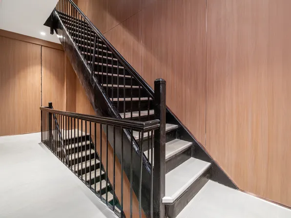 294 Elizabeth Street image 10 of 10