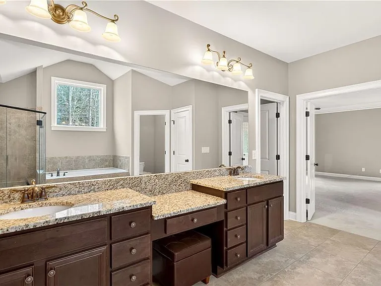 2607 Lulworth Ln — Photo 31