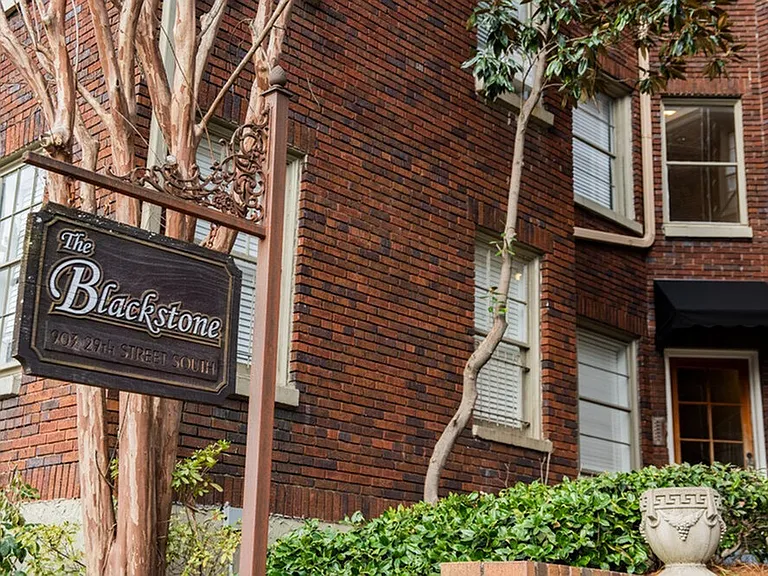 The Blackstone and Petite Maison Apartments — Photo 1