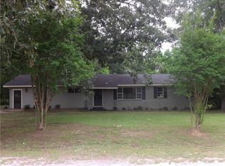 2892 Cowart St, Jena, LA 71342