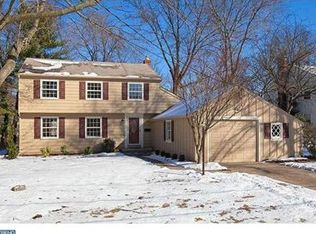 104 Courtland Rd, Cherry Hill, NJ 08034