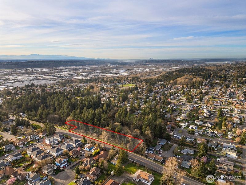 3rd image of 0 SE 208th Street