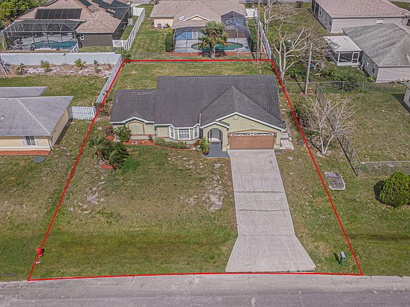 2nd image of 407 SW Laconic Avenue