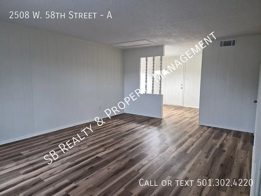 2 Bed 1 Bath — Photo 2